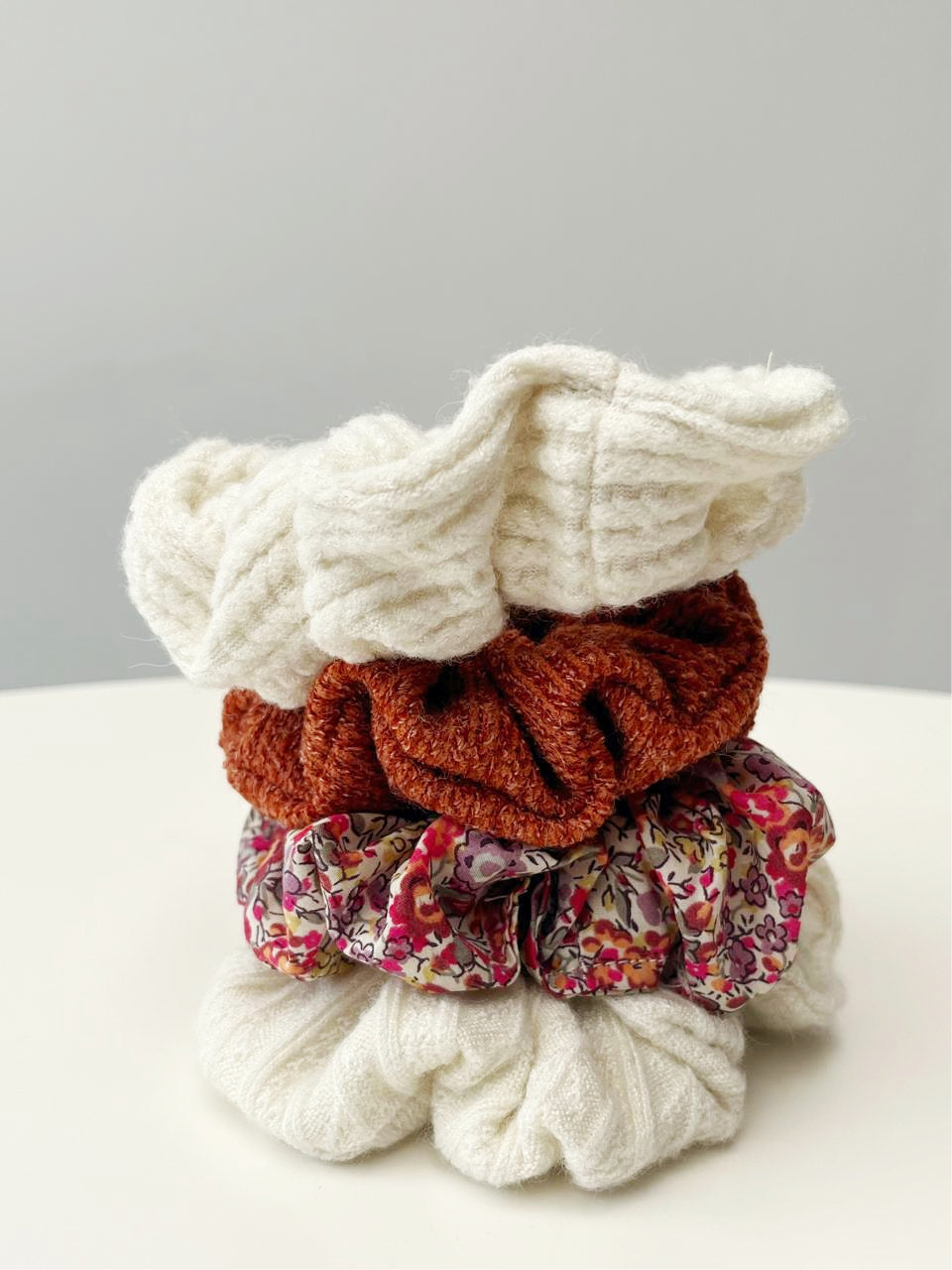 Scrunchie Tan set of 4
